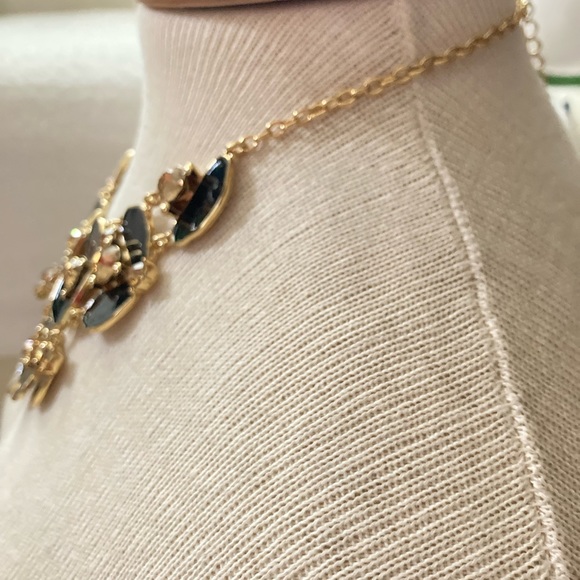 Kate Spade New York disco pansy bib flower statement necklace - Picture 7 of 12